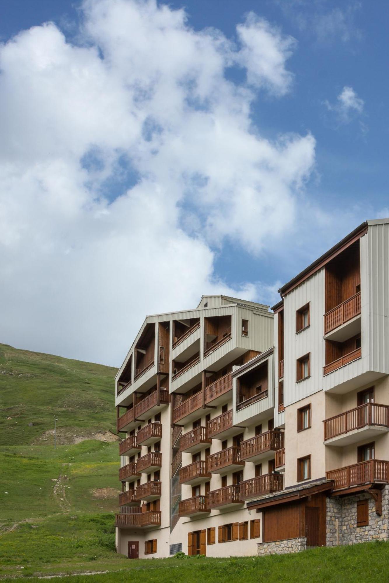 Vacanceole - Le Borsat IV Tignes Exterior photo